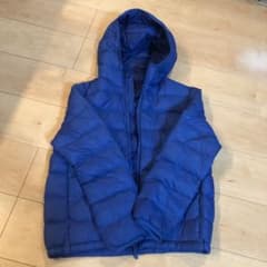 UNIQLO ユニクロ ダウンジャケット  サイズ１５０のサムネイル