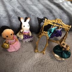 シルバニアファミリー　人形のサムネイル
