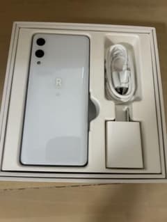 Rakuten Hand P710 White 本体のサムネイル