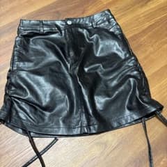 フェイクレザー ドローストリング ミニスカート ブラックのサムネイル