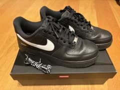 Nike Air Force 1 Supreme ブラックのサムネイル