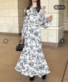 さーや様専用　　　ワンピース,ロングスリーブ肩あきボウタイワンピースのサムネイル