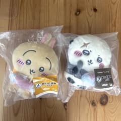 ちいかわ　エイマニくじ　うさぎ　ラッコぬいぐるみセットのサムネイル