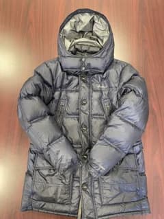 美品 Eddie Bauer エディーバウアー 軽量極暖ダウンのサムネイル