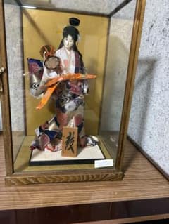 日本人形のサムネイル