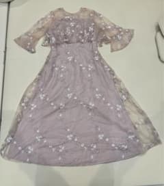 結婚式用ワンピースのサムネイル