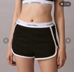 Calvin Klein ショートパンツ ブラックのサムネイル