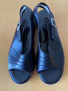 ナースシューズ黒　LL（24.5㎝）FOOTFORM 美品のサムネイル