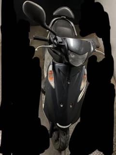 アドレスv125gのサムネイル