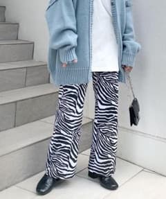 WHO'S WHO gallery ピンタックゼブラパンツのサムネイル