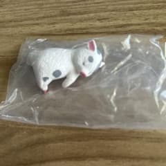 ふちやすみ こぶた あおむけ フィギュアのサムネイル