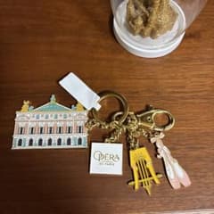 フランスパリ　オペラ座　キーホルダー　キーリング　まとめ購入OKのサムネイル