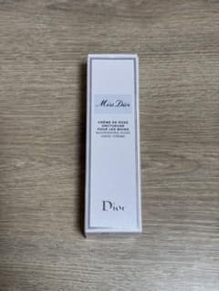 Miss Dior ハンドクリームのサムネイル