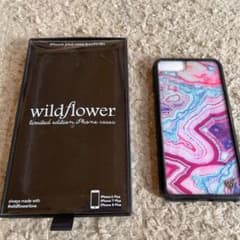千円値下げ中　wild flower iPhone case 6+/7+/8+のサムネイル