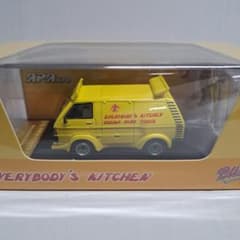 スパルタン号 三菱デリカ L300 フィギュア付き スパルタンX 1/64 スパルタン号 三菱デリカ L300 フィギュア付き スパルタンX 1/64