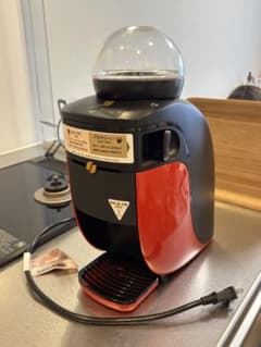 ネスカフェ コーヒーメーカー 赤黒のサムネイル