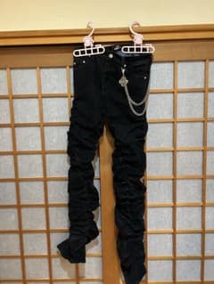再出品 GUAPI パンツ ウォレットチェーン付き 32インチ - メルカリ