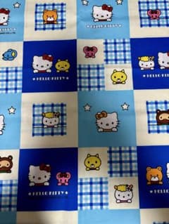 サンリオ ハローキティ 2001年 はぎれ 53×92 廃盤のサムネイル