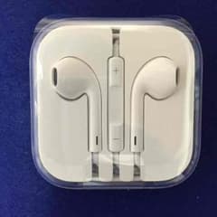 iphon 新品 未使用 イヤホンのサムネイル