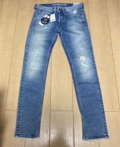 期間限定値下げ　新品未使用　DENHAM BOLT SKINNY FITのサムネイル
