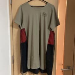 アンドラブのトップス