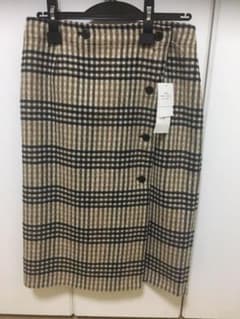 【訳あり新品】Natural Beauty Basicタイトスカートのサムネイル
