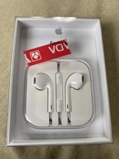 iPhoneイヤホン 純正（イヤホンジャック仕様）のサムネイル