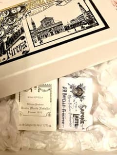 Santa Maria Novella ローザノヴェッラ 香水 石鹸 - メルカリ