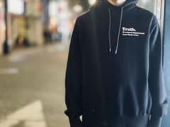 超貴重　sacai ✖️the New York Times パーカーのサムネイル