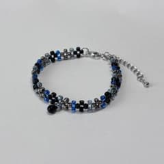 ハンドメイドビーズブレスレットのサムネイル