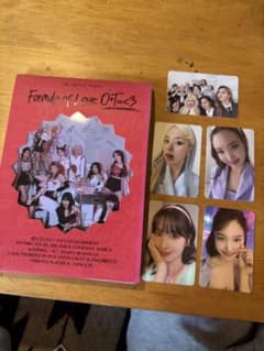 TWICE Formula of Love O+T=<3 アルバム　トレカ付きのサムネイル