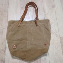 【新品】【未使用】沖縄『革人』トートバッグ　お値下げ考えます☆のサムネイル