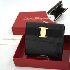 ✨Sランク・箱付き✨ Ferragamo ミニ財布 リザード ヴァラリボン 黒色