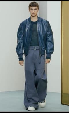 完売サイズ　ZARA SRPLS WD PNT11ワイドレッグのサムネイル