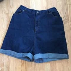 ゆうちん様専用♬*゜PUNYUS♡ロールアップショートパンツのサムネイル