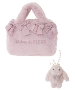 Maison de FLEUR ピンクマニア2Wayバッグ　うさぎチャーム付きのサムネイル