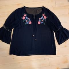 透け感シャツ ブラウス 花柄刺繍シャツのサムネイル