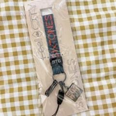 SixTONES feel da CITY ネックストラップのサムネイル