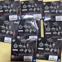 Ichiban Kuji Attack Titan Each Person's Determination F Prize Connecting Acrylic Charm Unopened 8 pieces