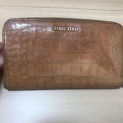 miumiu ミュウミュウ 長財布のサムネイル