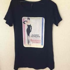 オードリーヘップバーン Tシャツ 。・:°のサムネイル