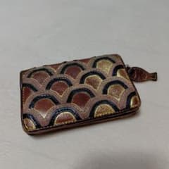 tsumori chisato CARRY 二つ折り財布のサムネイル