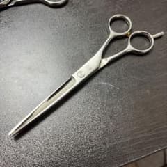 美容師用　カットシザーのサムネイル