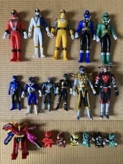 戦隊ヒーロー ソフビ フィギュア 18体セット - メルカリ