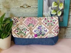 ハンドメイド ポーチ 花柄 デニム調のサムネイル