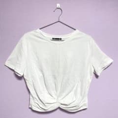 ZARA　Tシャツのサムネイル