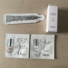 Dior Capture Totale サンプルセットのサムネイル