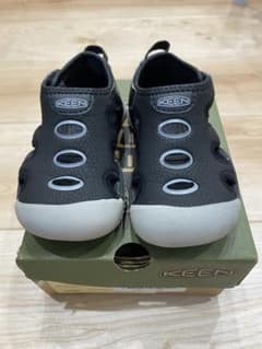 KEEN STINGRAY 16cm 水陸両用　サンダル ブラックのサムネイル