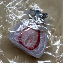 #ばずスイーツ めじるしアクセサリー フルーツ大福 いちご大福 だいふく ガチャ