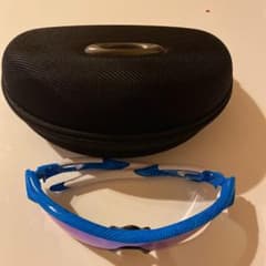 オークリー　スポーツサングラスのサムネイル